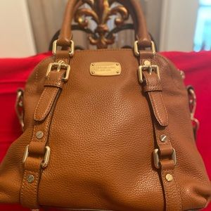 Michael kors brown leather bag like new